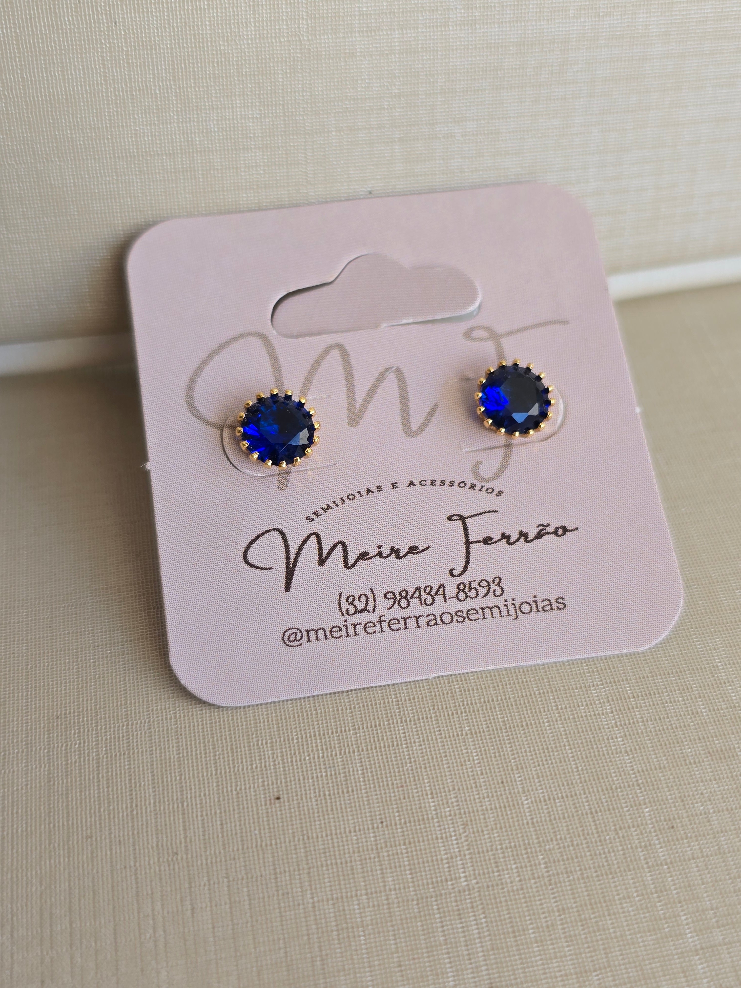 Brinco de Zircônia Royale, banhado a ouro 18k com verniz antialérgico