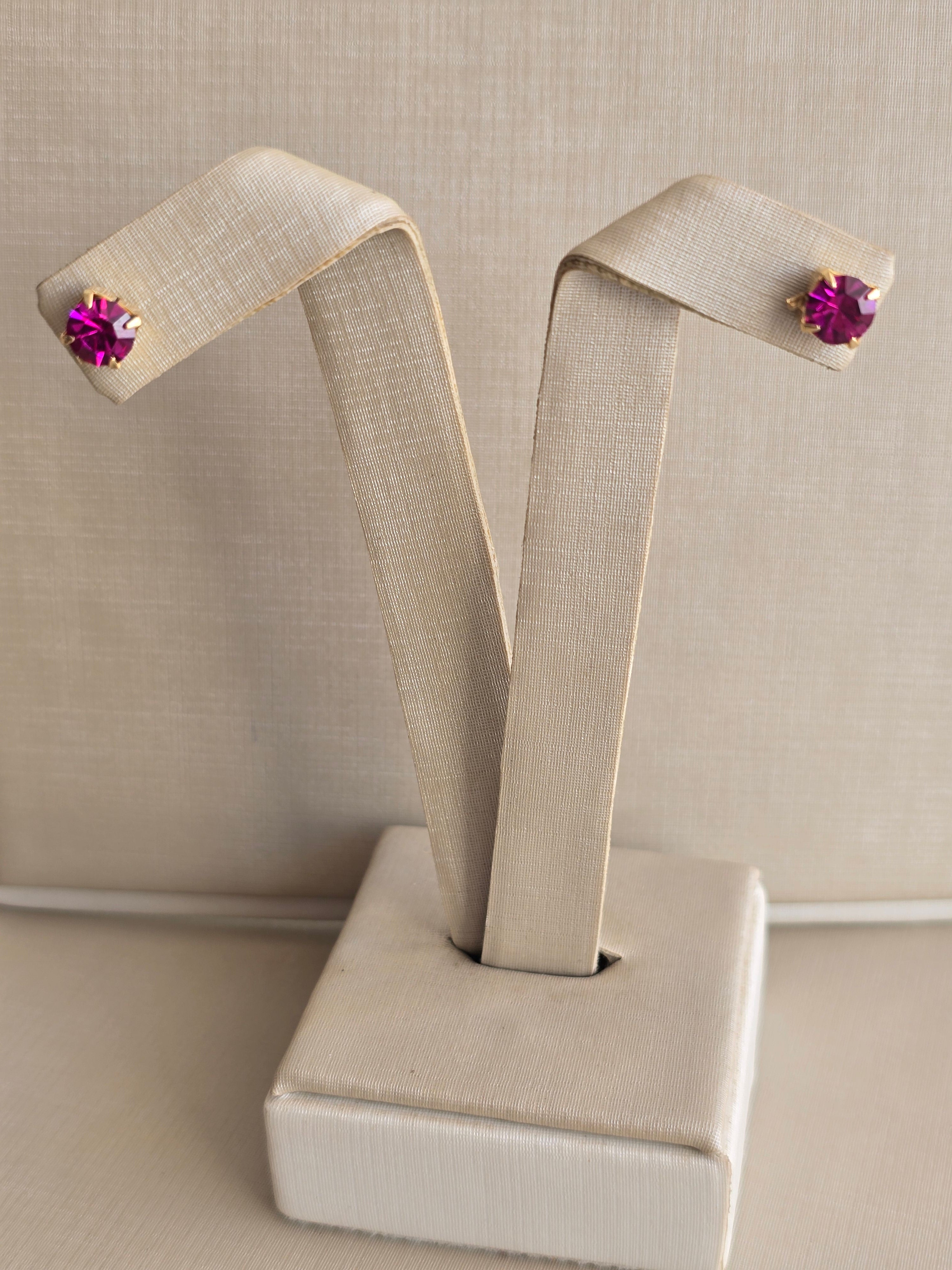 Brinco de Zircônia Premium, banhado a ouro 18k com verniz antialérgico