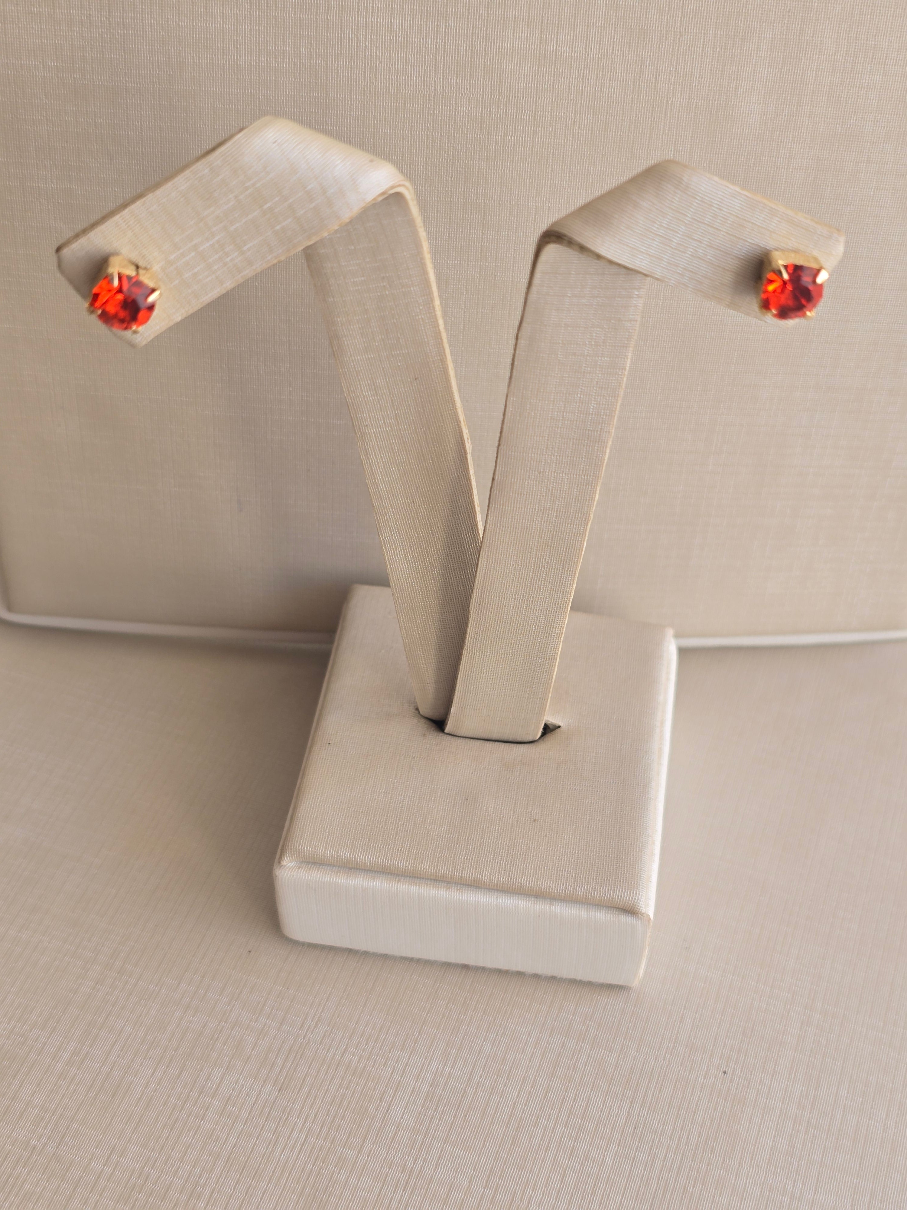 Brinco de Zircônia Premium, banhado a ouro 18k com verniz antialérgico