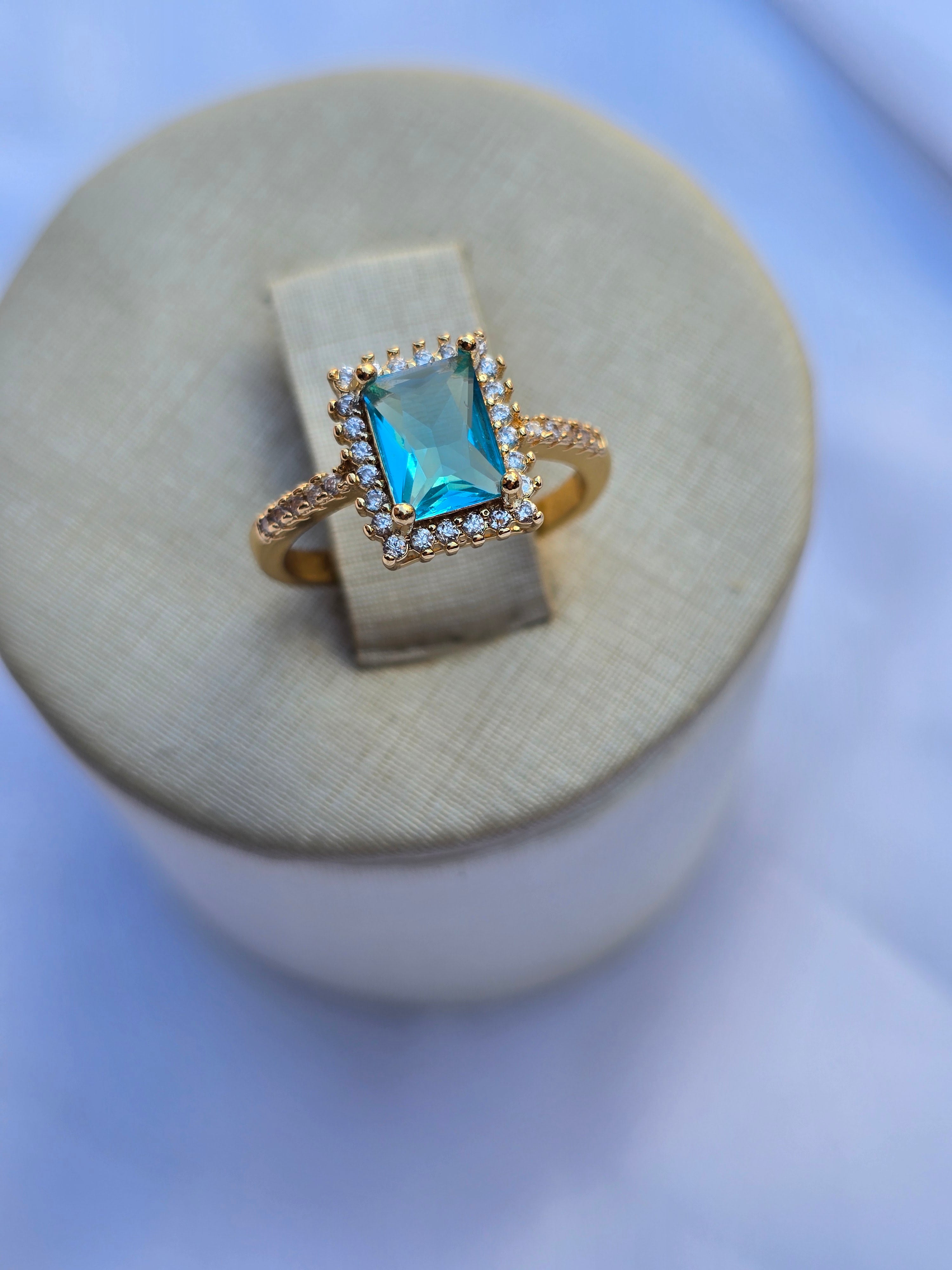 Anel Aurora Azul Majestade