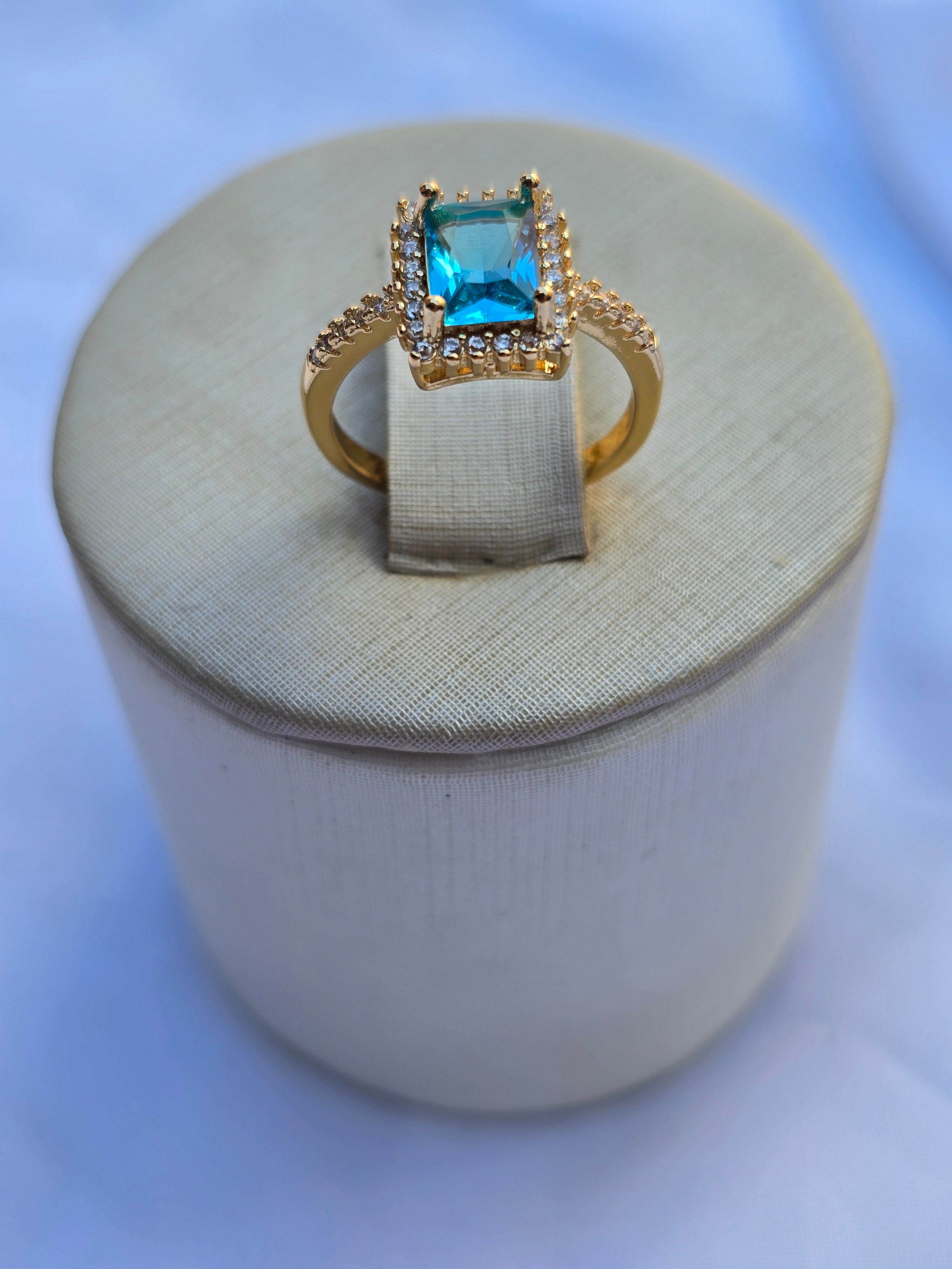 Anel Aurora Azul Majestade
