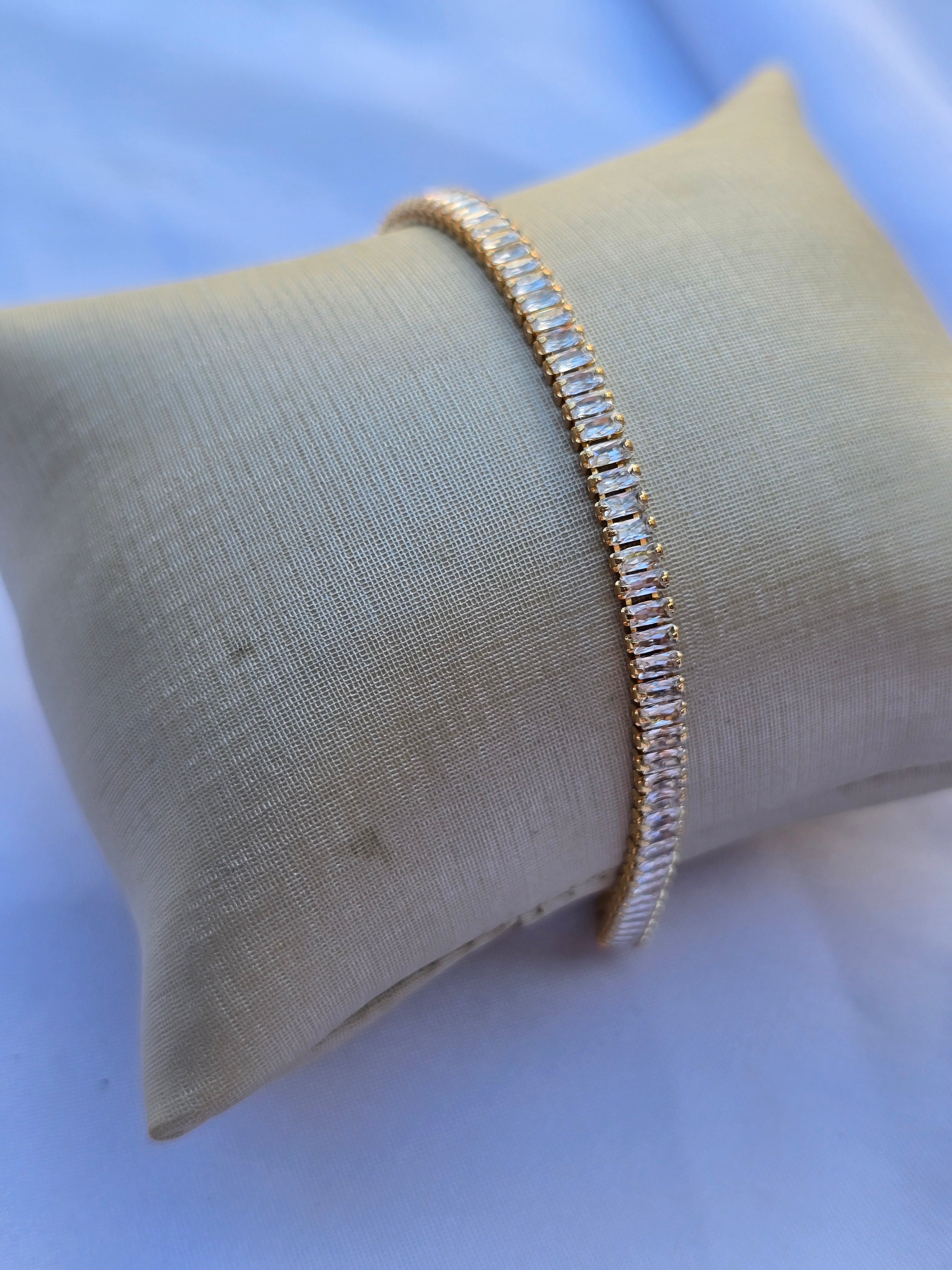 Conjunto Aurora Baguette Dourado
