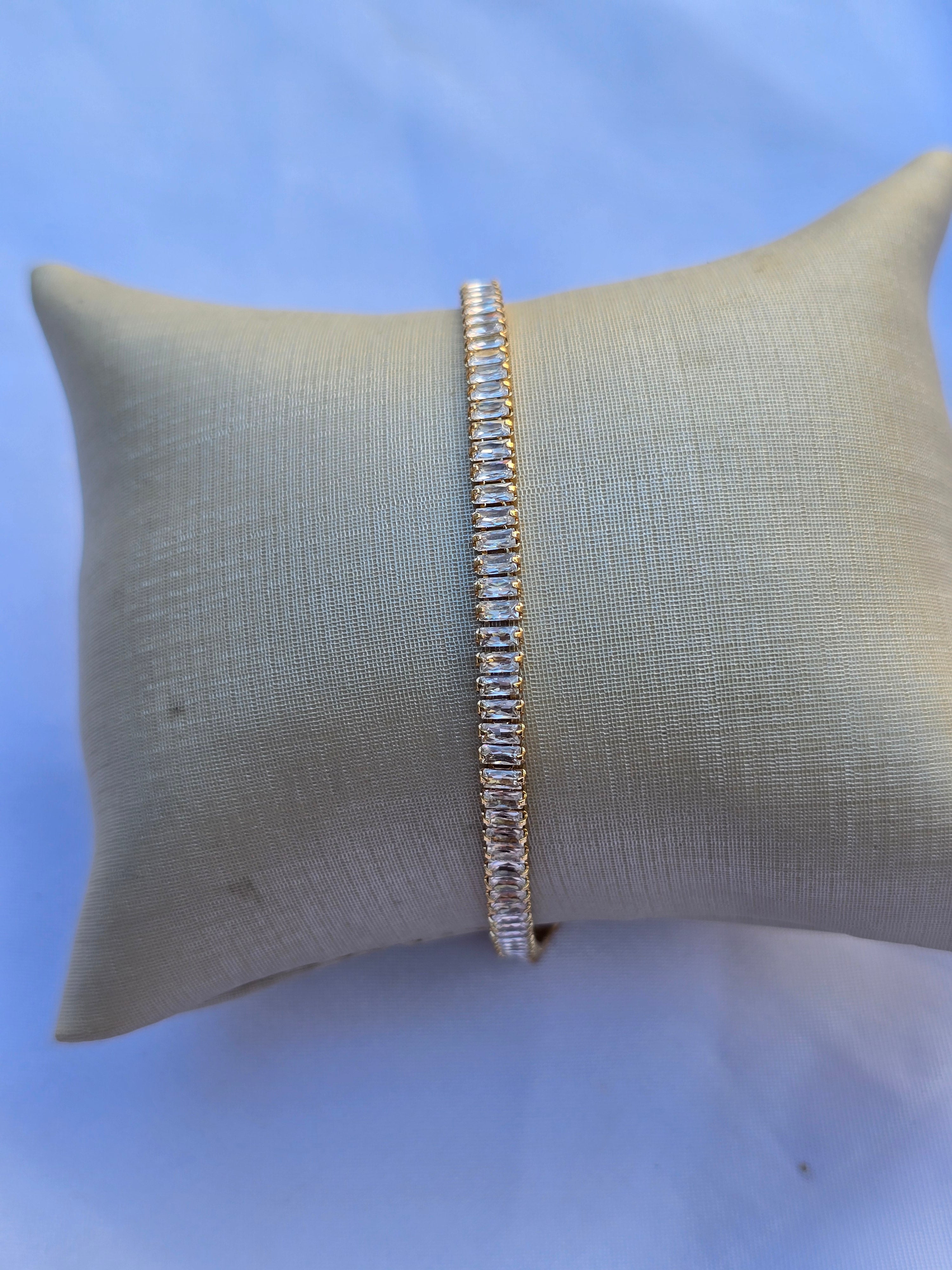 Conjunto Aurora Baguette Dourado