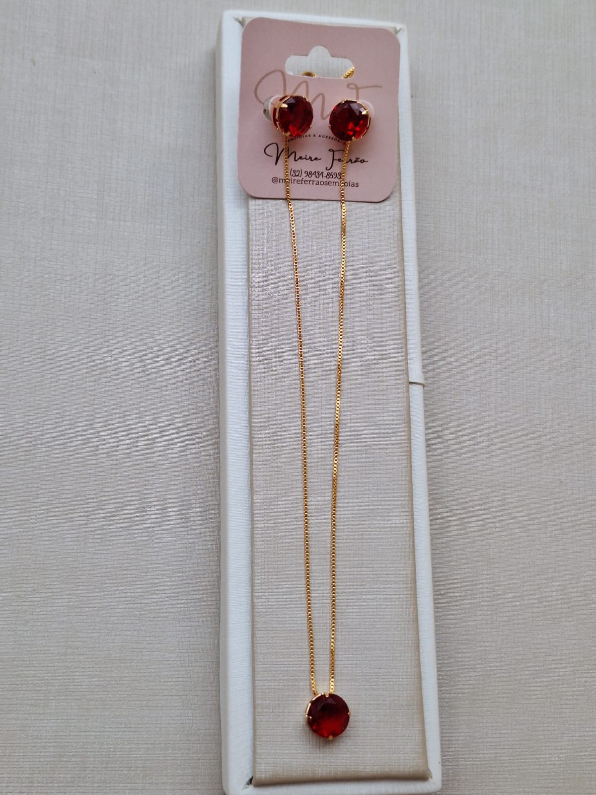 Conjunto de rubi, banhado a ouro 18k e com verniz antialérgico ❤️✨.