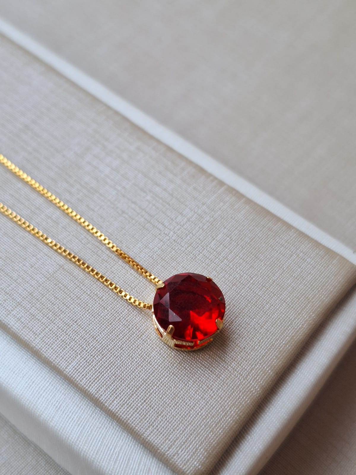 Conjunto de rubi, banhado a ouro 18k e com verniz antialérgico ❤️✨.