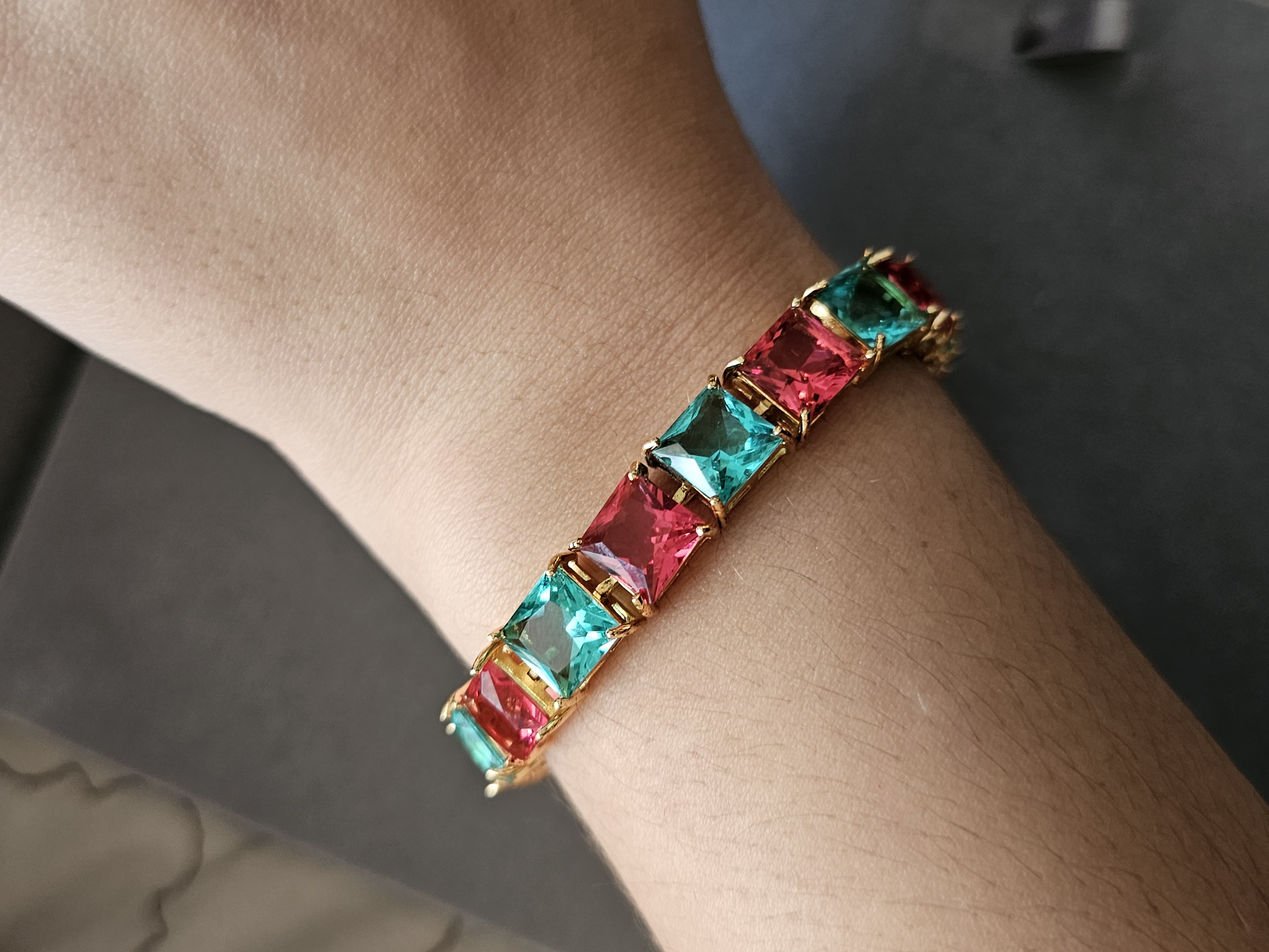 Pulseira Rainbow Luxo Banhada a Ouro 18K