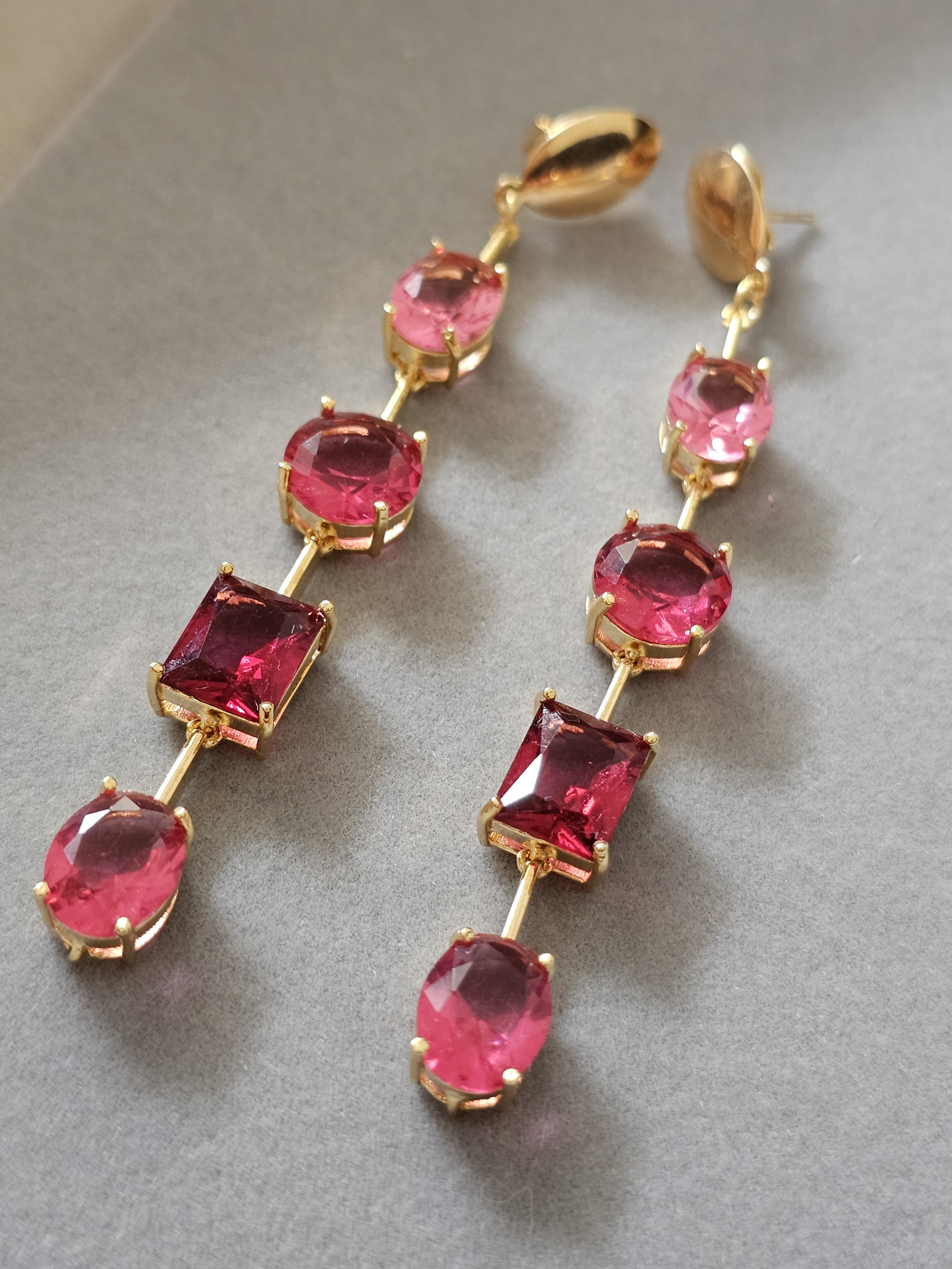 Brinco quadruplo de Rubi