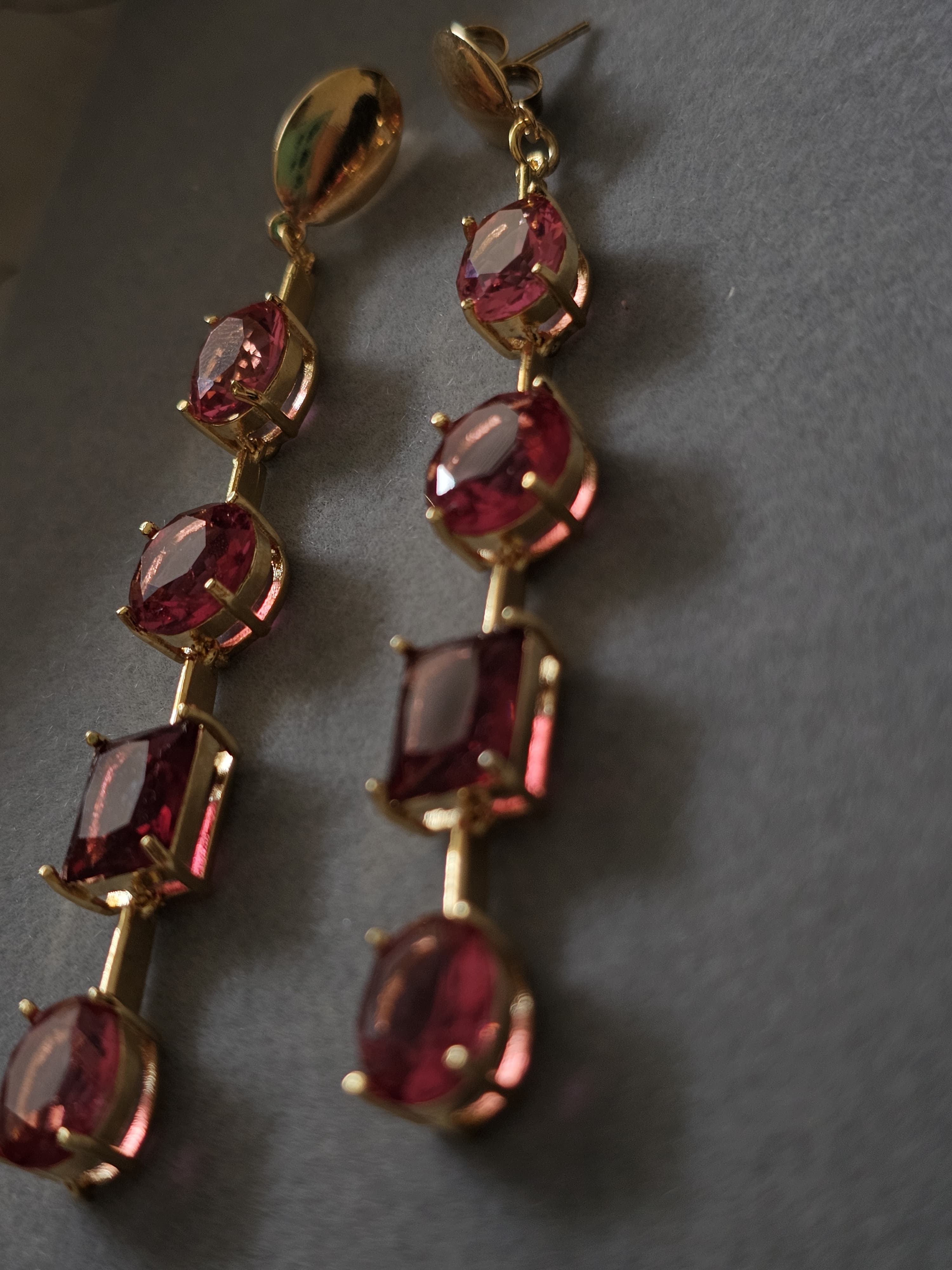 Brinco quadruplo de Rubi