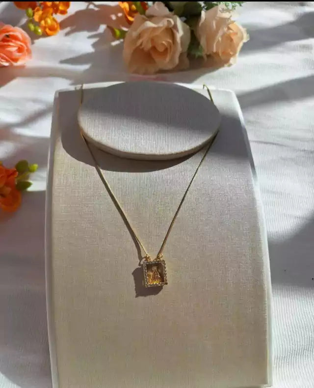 Colar Nossa Senhora Aparecida cravejada
